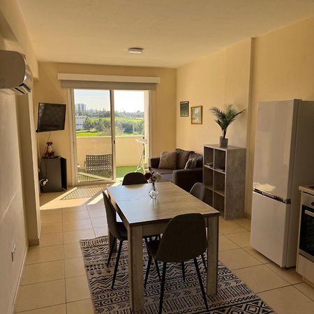 Sunrise Apartamento Larnaca Exterior foto