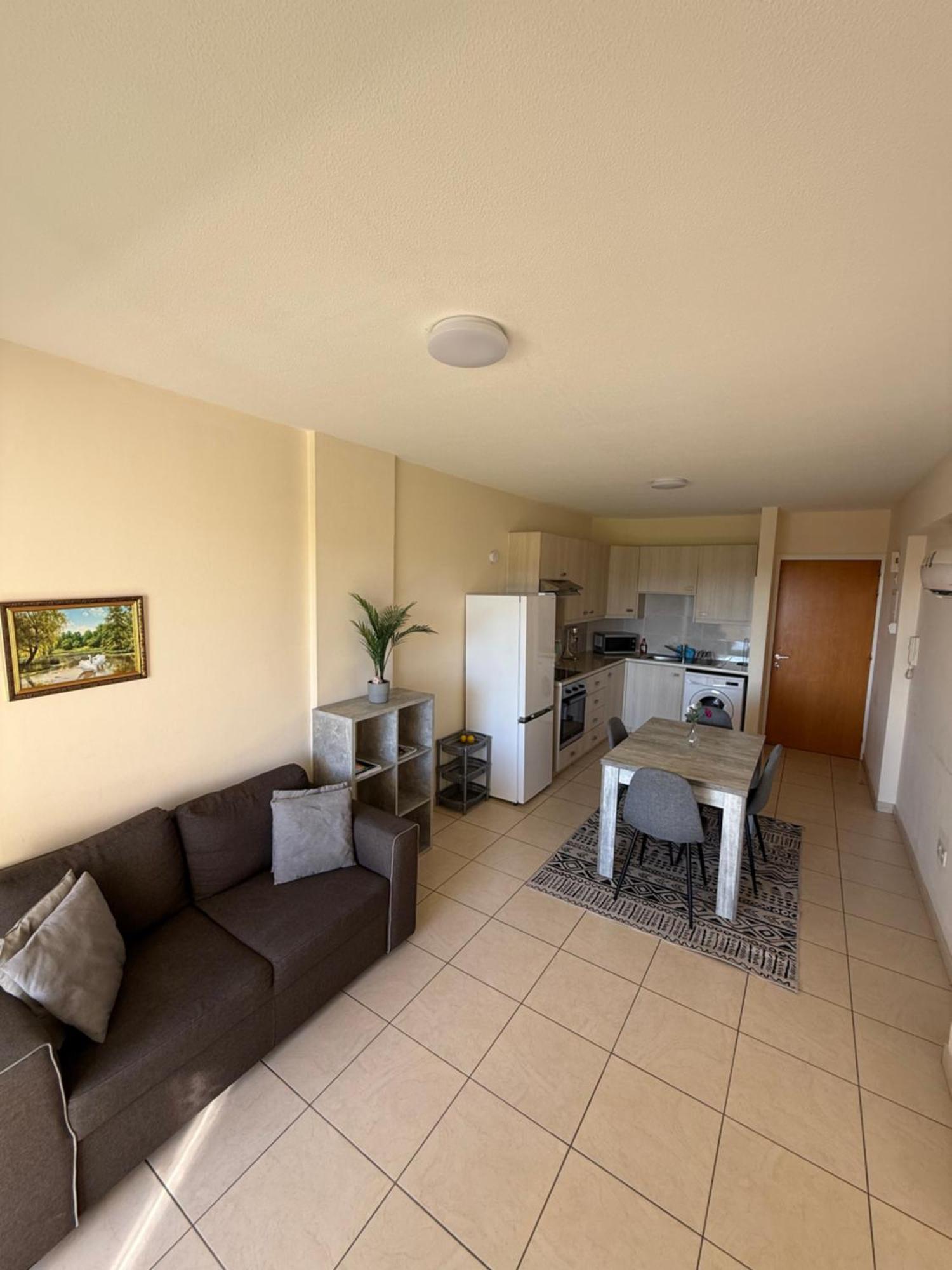 Sunrise Apartamento Larnaca Exterior foto